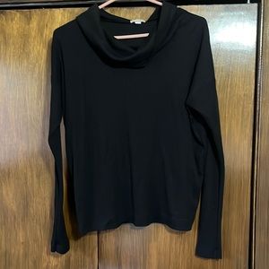 Gap black top